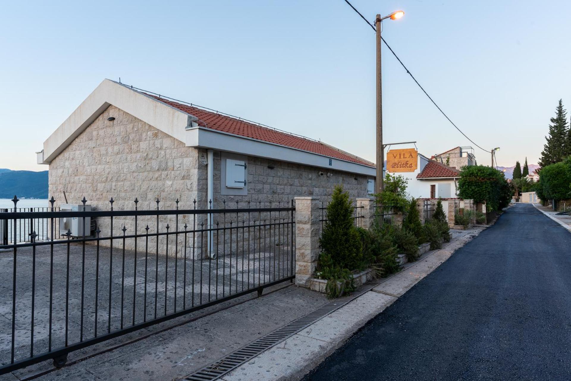 Villas Plitka Tivat Kültér fotó